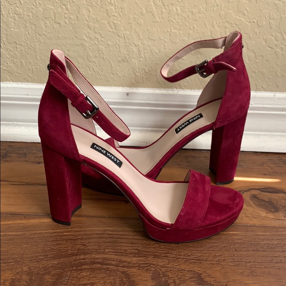NIB Nine West Wine Dempsey Suede Sandal Heels